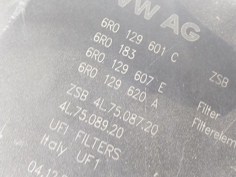 Recambio de filtro aire para volkswagen polo v (6r1, 6c1) 1.6 tdi referencia OEM IAM 6R0129607E 6R0129601C 