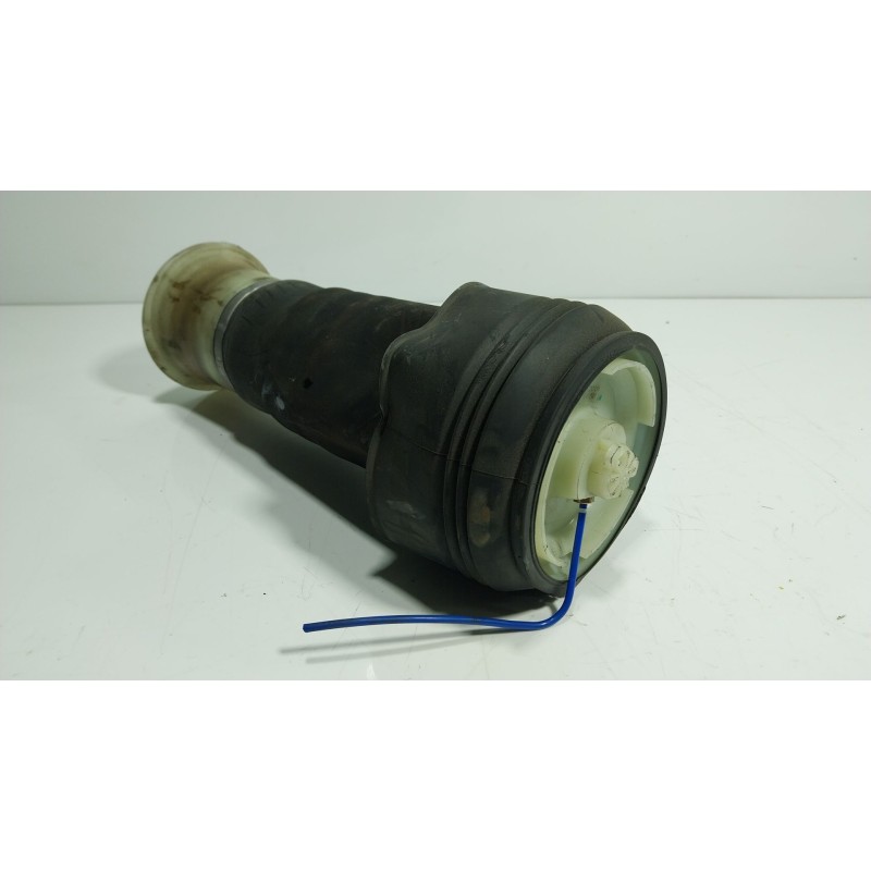 Recambio de amortiguador trasero derecho para bmw x6 (f16, f86) xdrive 30 d referencia OEM IAM 37126795013  