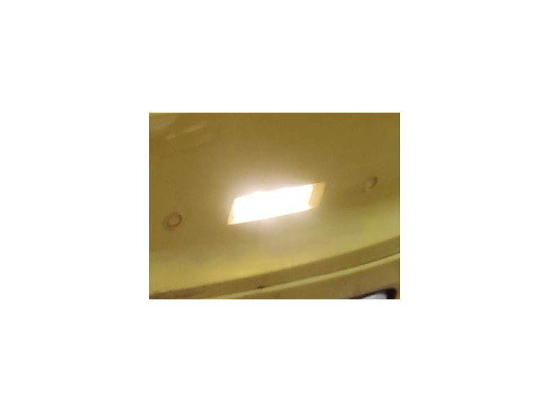 Recambio de piloto marcha atras para chevrolet camaro 6.2 referencia OEM IAM  92243669 