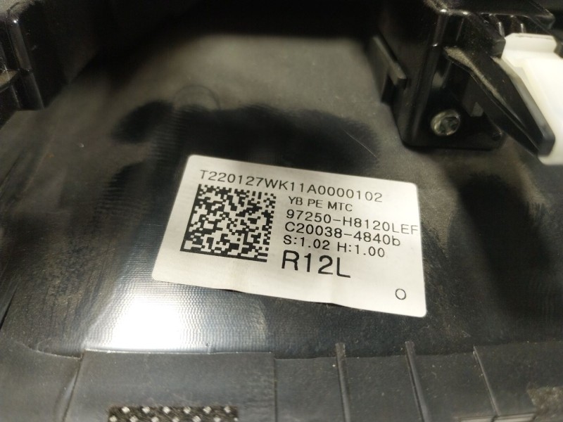Recambio de mando calefaccion / aire acondicionado para kia stonic (yb) 1.2 cvvt referencia OEM IAM  97250H8120LEF 