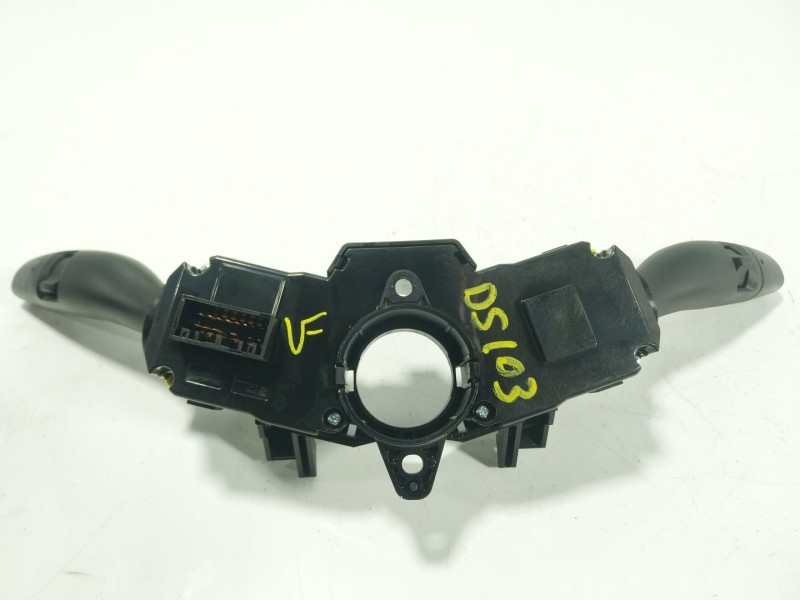 Recambio de mando luces para kia stonic (yb) 1.2 cvvt referencia OEM IAM  93403D4952 