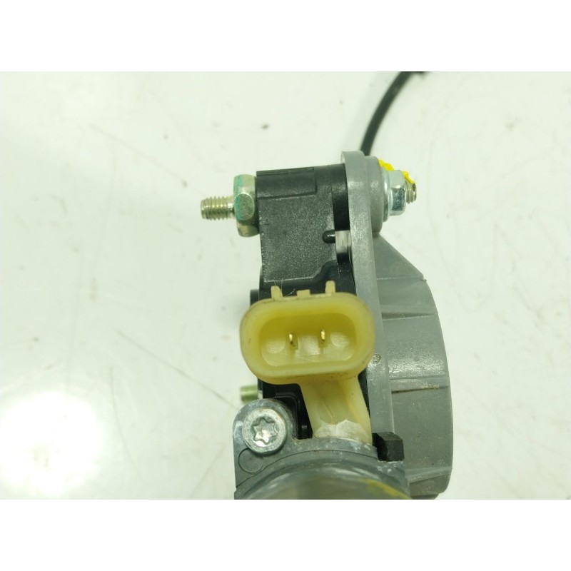 Recambio de elevalunas delantero derecho para kia rio iv (yb, sc, fb) 1.2 cvvt referencia OEM IAM   