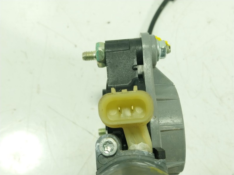 Recambio de elevalunas delantero derecho para kia rio iv (yb, sc, fb) 1.2 cvvt referencia OEM IAM   