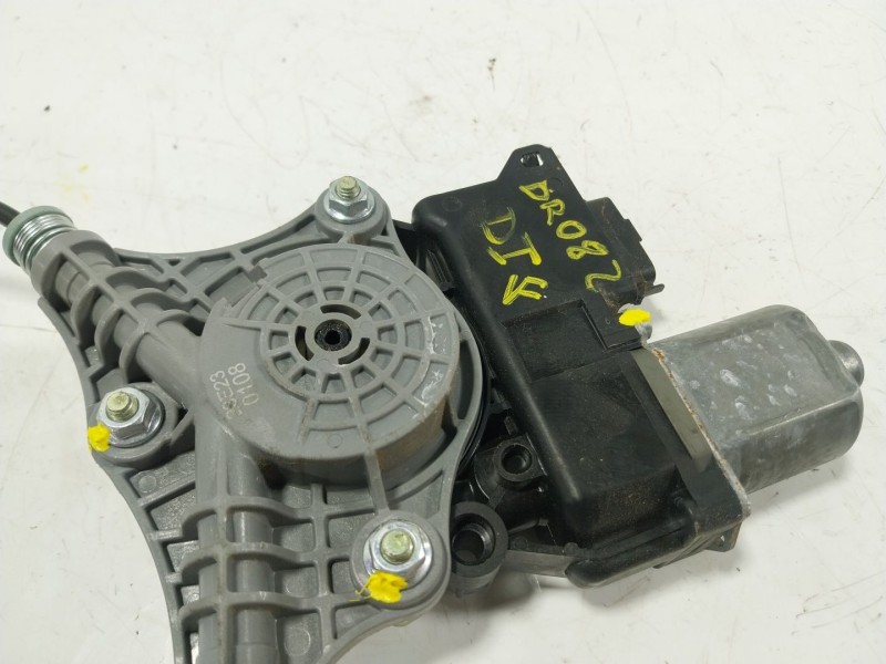 Recambio de elevalunas delantero izquierdo para kia rio iv (yb, sc, fb) 1.2 cvvt referencia OEM IAM  82450H8010 