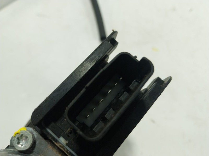 Recambio de elevalunas delantero izquierdo para kia rio iv (yb, sc, fb) 1.2 cvvt referencia OEM IAM  82450H8010 