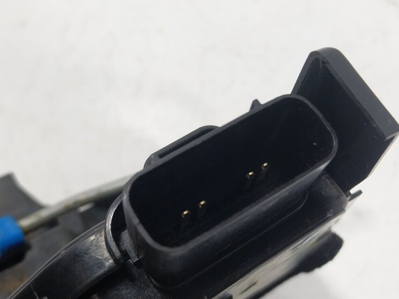 Recambio de cerradura puerta delantera derecha para kia stonic (yb) 1.2 cvvt referencia OEM IAM  81320H8050MA1 