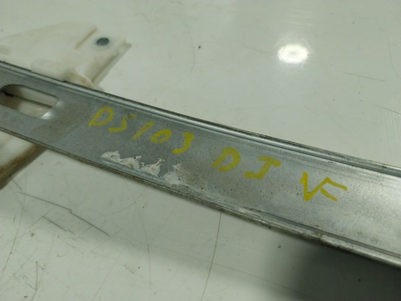 Recambio de elevalunas delantero izquierdo para kia stonic (yb) 1.2 cvvt referencia OEM IAM  82450H8010 