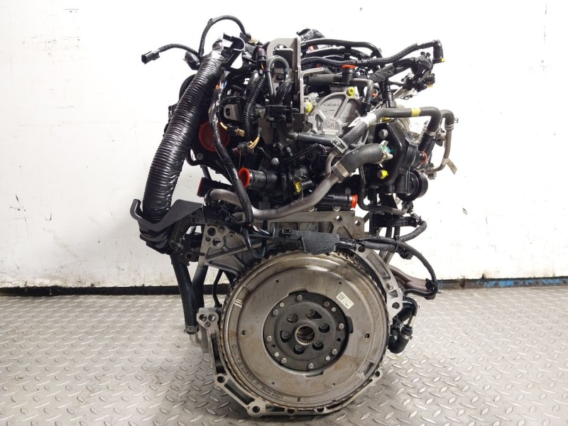 Recambio de motor completo para renault arkana i (lcm_, ldn_) 1.3 tce 140 (ldn0) referencia OEM IAM   