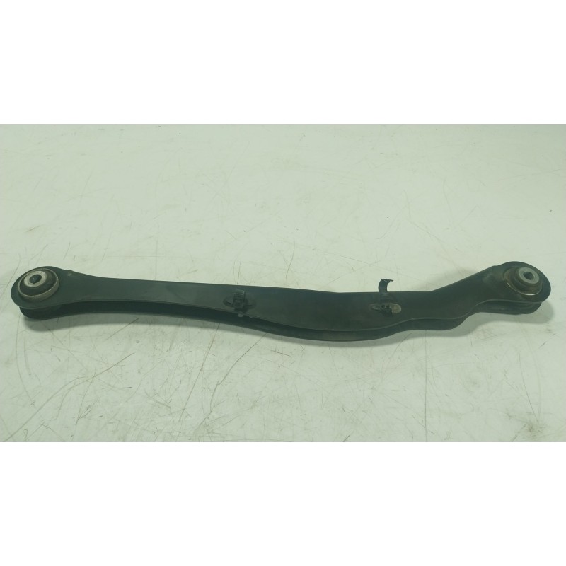 Recambio de brazo suspension superior trasero derecho para bmw 1 (f40) 118 d referencia OEM IAM 33306895885 685156305 