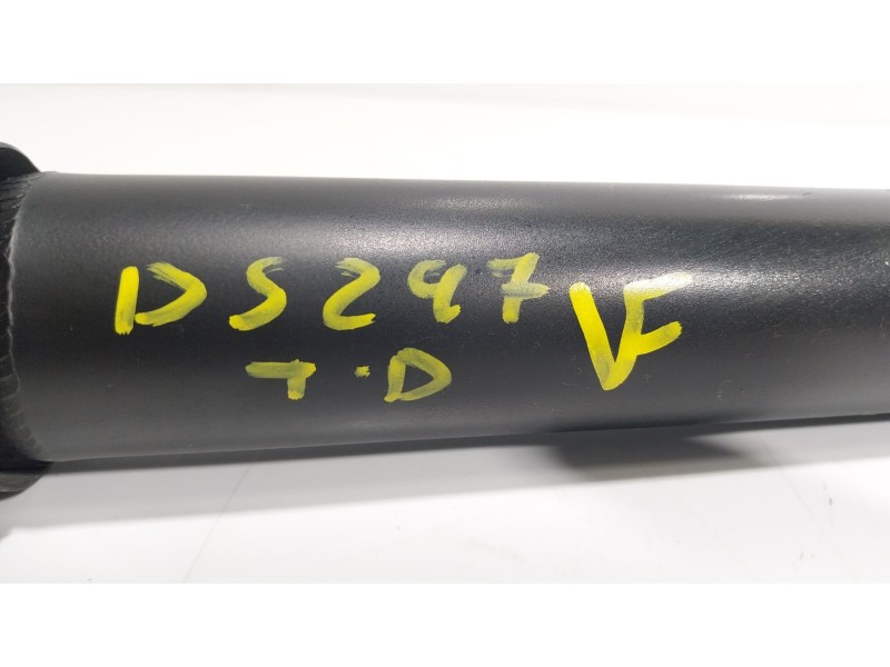 Recambio de amortiguador trasero derecho para fuso (mitsubishi) canter 3s13 referencia OEM IAM  ML238167 