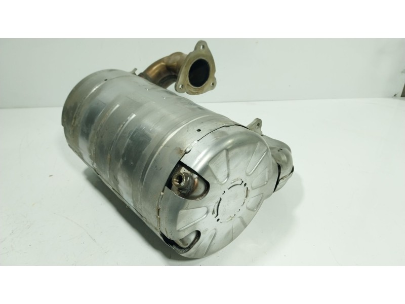 Recambio de catalizador para fuso (mitsubishi) canter 3s13 referencia OEM IAM  ME427779 