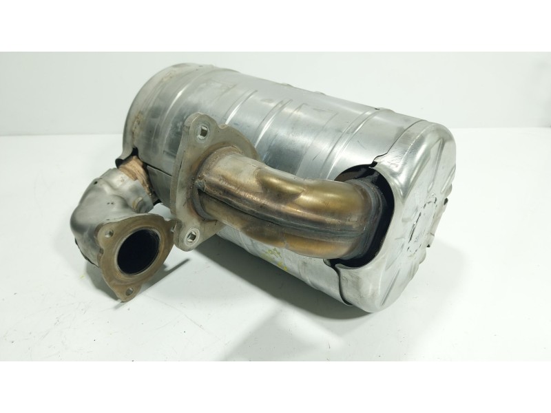 Recambio de catalizador para fuso (mitsubishi) canter 3s13 referencia OEM IAM  ME427779 