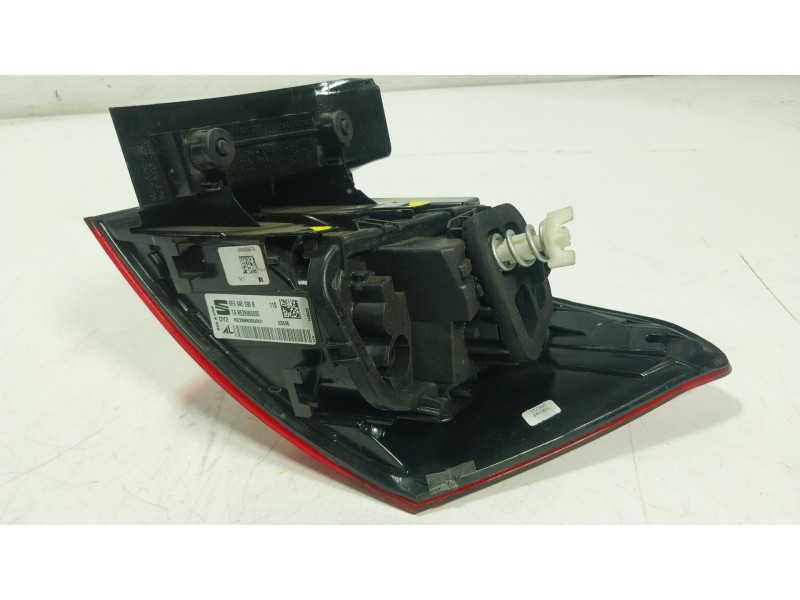 Recambio de piloto trasero izquierdo para seat arona (kj7, kjp) 1.0 tsi referencia OEM IAM  6F9945095B 