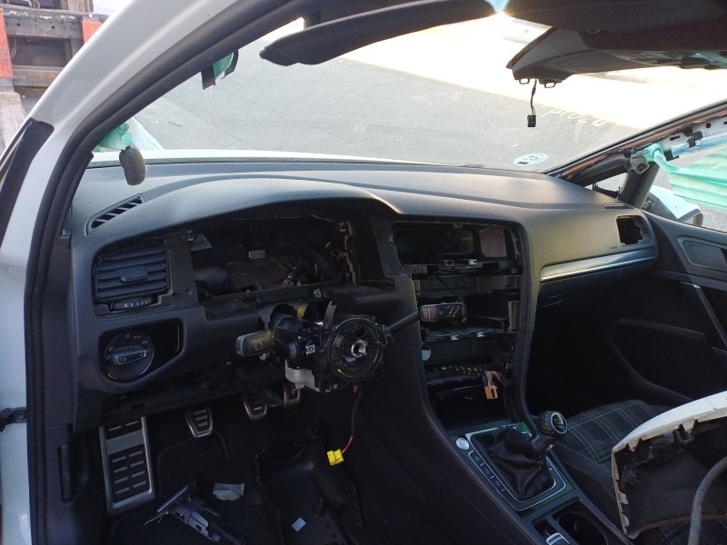 volkswagen golf vii (5g1, bq1, be1, be2) del año 2017