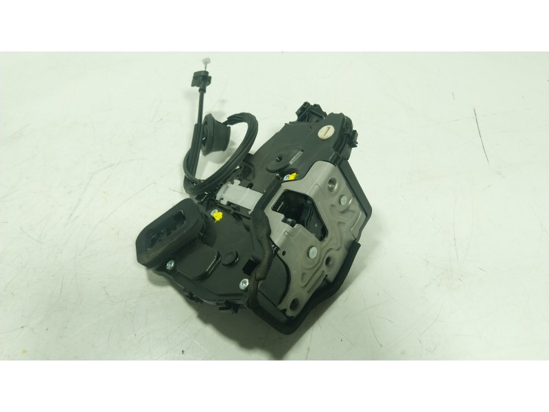 Recambio de cerradura puerta trasera izquierda para seat arona (kj7, kjp) 1.0 tsi referencia OEM IAM  10A839015B 