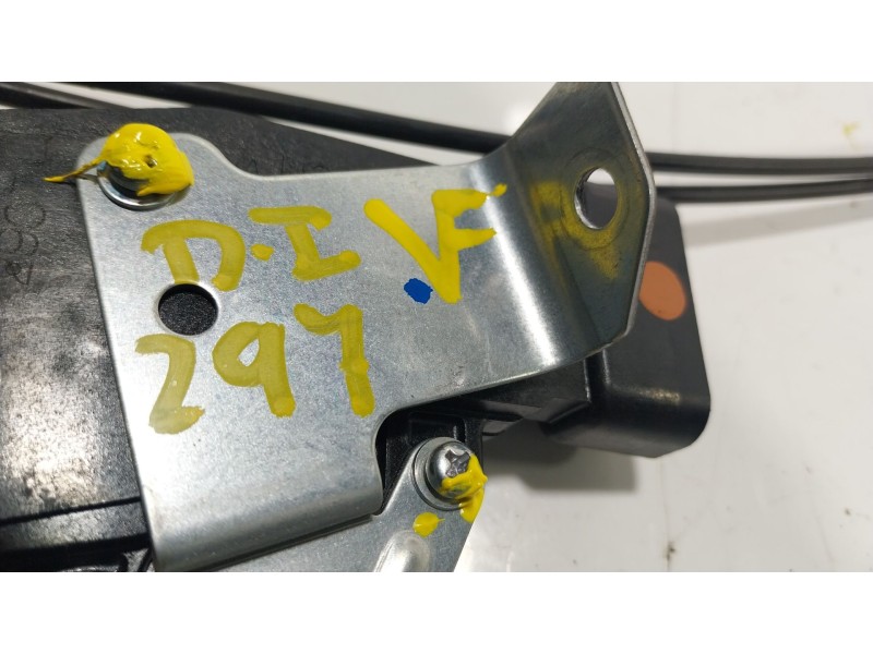 Recambio de cerradura puerta delantera izquierda para fuso (mitsubishi) canter 3s13 referencia OEM IAM   