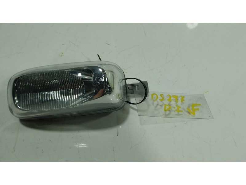 Recambio de piloto lateral izquierdo para fuso (mitsubishi) canter 3s13 referencia OEM IAM   