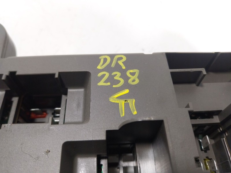 Recambio de caja reles / fusibles para bmw x6 (e71, e72) xdrive 50 i referencia OEM IAM  693168703 