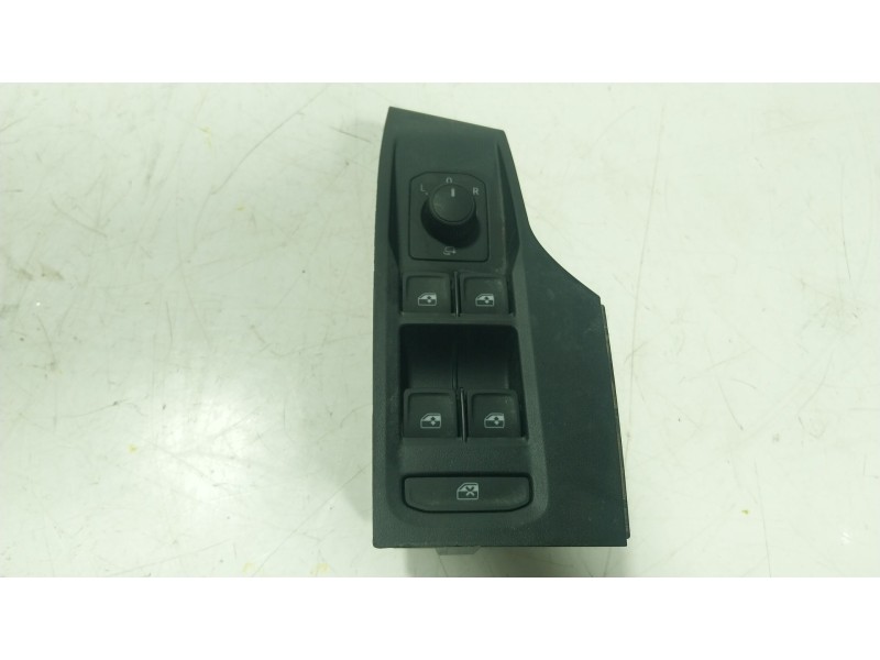 Recambio de mando elevalunas delantero izquierdo para seat arona (kj7, kjp) 1.0 tsi referencia OEM IAM  5G0959857F 