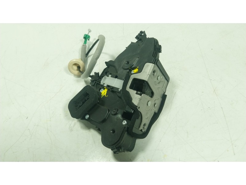 Recambio de cerradura puerta delantera izquierda para seat arona (kj7, kjp) 1.0 tsi referencia OEM IAM  10B837015B 