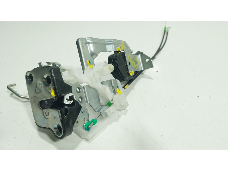 Recambio de cerradura puerta delantera derecha para fuso (mitsubishi) canter 3s13 referencia OEM IAM   