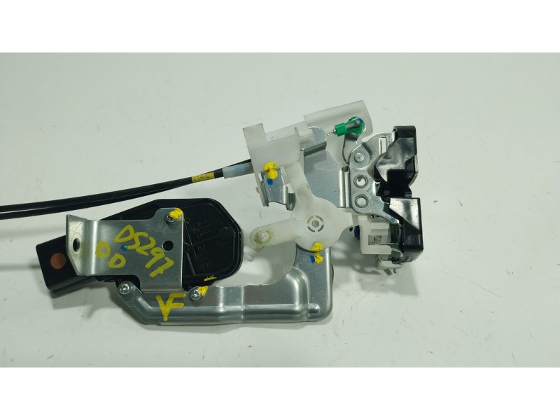 Recambio de cerradura puerta delantera derecha para fuso (mitsubishi) canter 3s13 referencia OEM IAM   