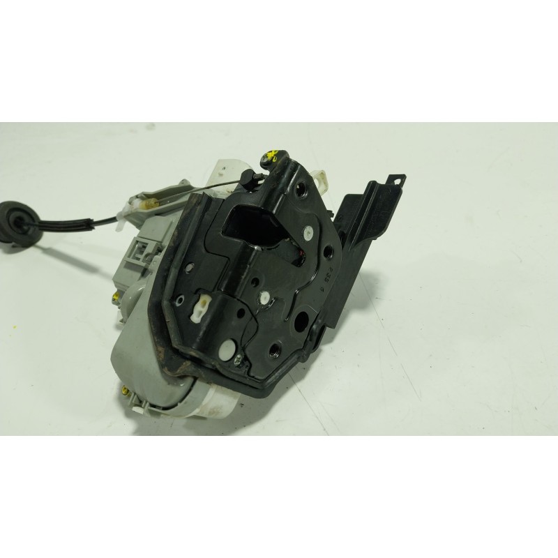 Recambio de cerradura puerta delantera izquierda para porsche macan (95b) 3.0 s diesel referencia OEM IAM  8J1837015E 