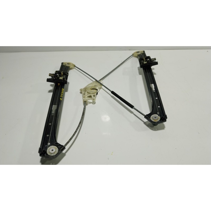 Recambio de elevalunas delantero izquierdo para porsche macan (95b) 3.0 s diesel referencia OEM IAM  E059090201A 