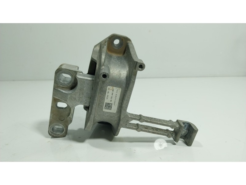 Recambio de soporte motor derecho para seat arona (kj7, kjp) 1.0 tsi referencia OEM IAM  2Q0199262BK 