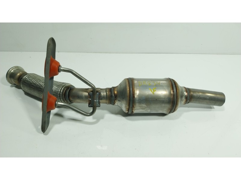 Recambio de catalizador para seat arona (kj7, kjp) 1.0 tsi referencia OEM IAM  2Q0131701AN 