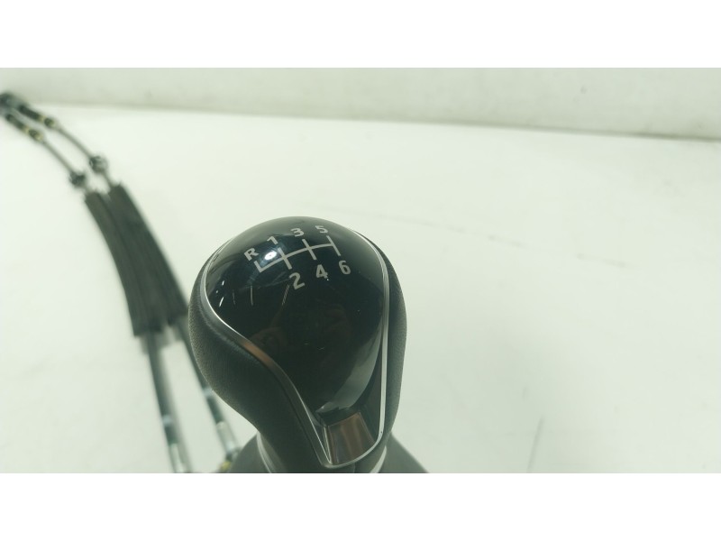 Recambio de palanca cambio para seat arona (kj7, kjp) 1.0 tsi referencia OEM IAM  5R3711049L 