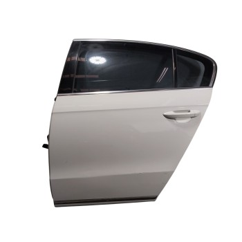 PUERTA TRASERA IZQUIERDA 3AE833055 