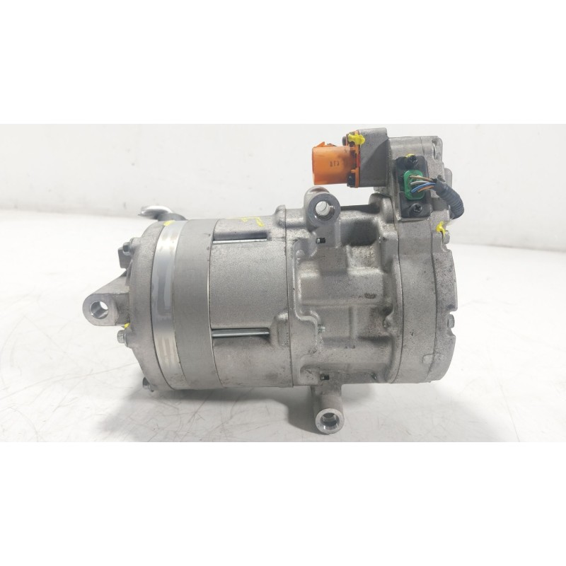 Recambio de compresor aire acondicionado para hyundai ioniq (ae) 1.6 gdi plug-in hybrid referencia OEM IAM 97701G2800 97701G2800