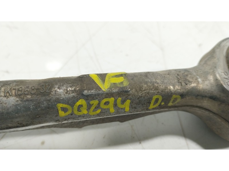 Recambio de brazo suspension inferior delantero derecho para bmw 1 (f21) 118 d xdrive referencia OEM IAM  6852991 