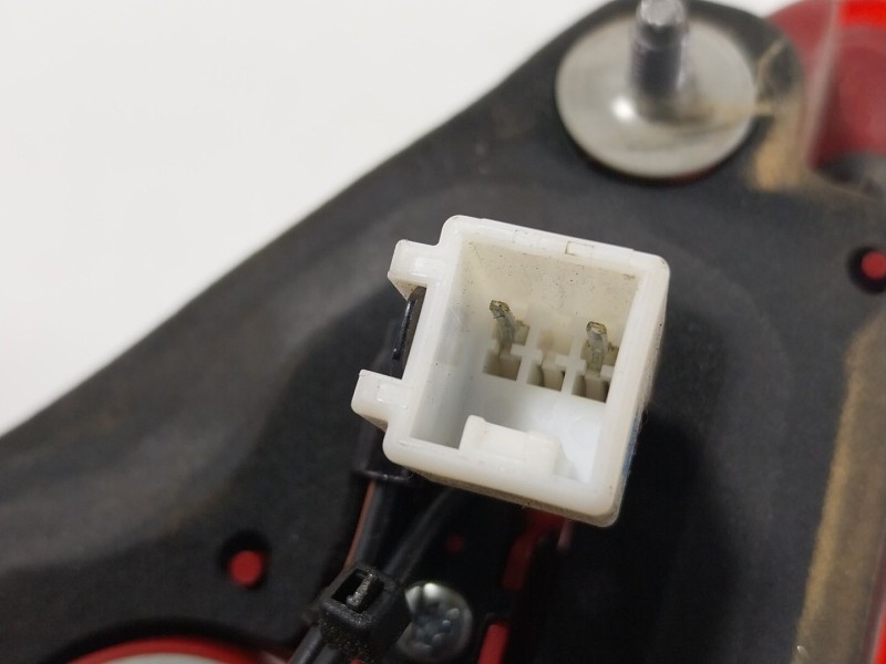 Recambio de piloto trasero izquierdo interior para kia stonic (yb) 1.2 cvvt referencia OEM IAM   