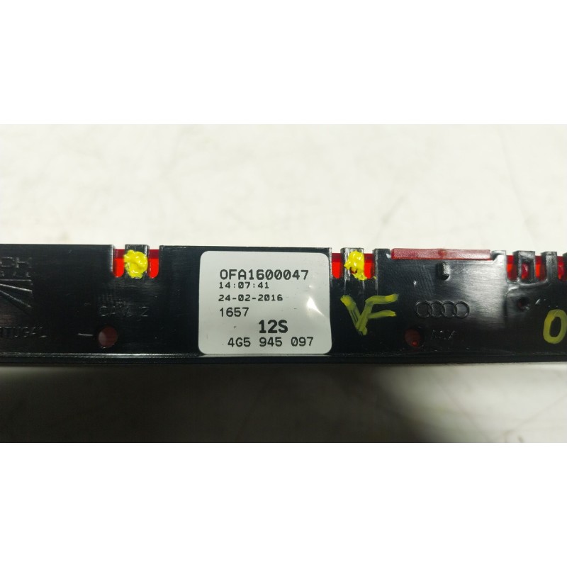 Recambio de piloto trasero central para audi a6 c7 (4g2, 4gc) 2.0 tdi referencia OEM IAM  4G5945097 