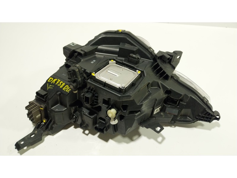 Recambio de faro derecho para renault arkana i (lcm_, ldn_) 1.3 tce 140 (ldn0) referencia OEM IAM  260102483R 