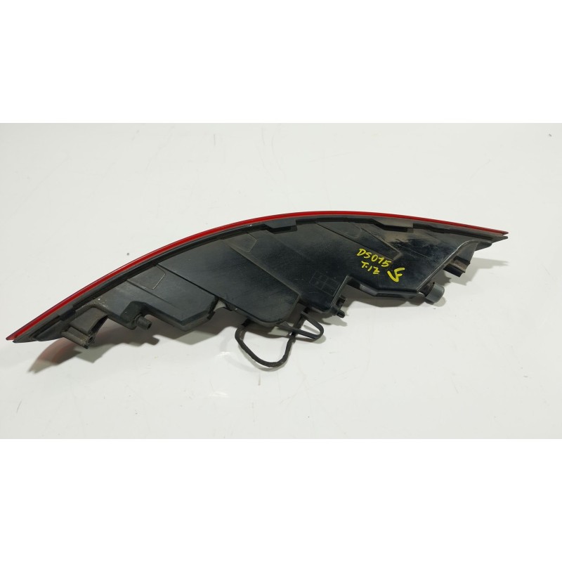 Recambio de piloto trasero izquierdo paragolpes para porsche macan (95b) 3.0 s diesel referencia OEM IAM  95B945725J 