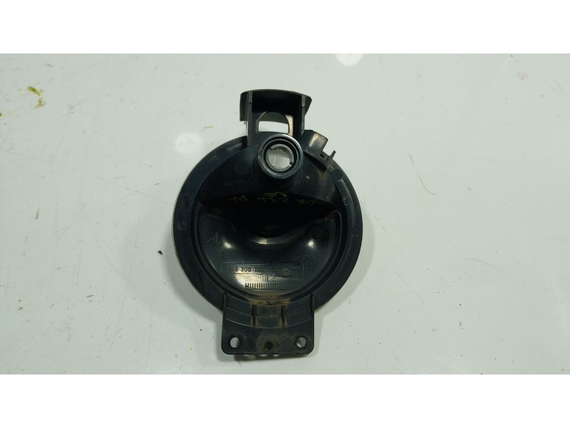 Recambio de faro antiniebla derecho para mini mini (r56) one referencia OEM IAM 63172751293 1315300100 