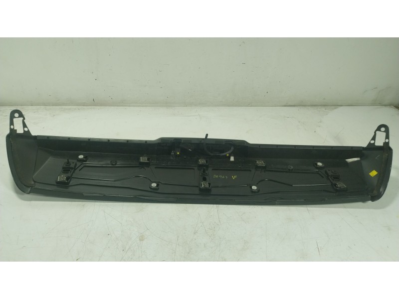 Recambio de aleron trasero para renault captur 1.2 tce energy referencia OEM IAM 960306591R 960304415R 