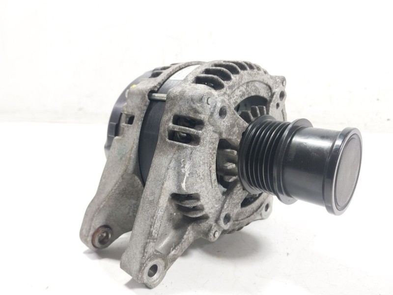 Recambio de alternador para ford puma (j2k, cf7) 1.0 ecoboost mhev referencia OEM IAM  M1BT10300AAA 