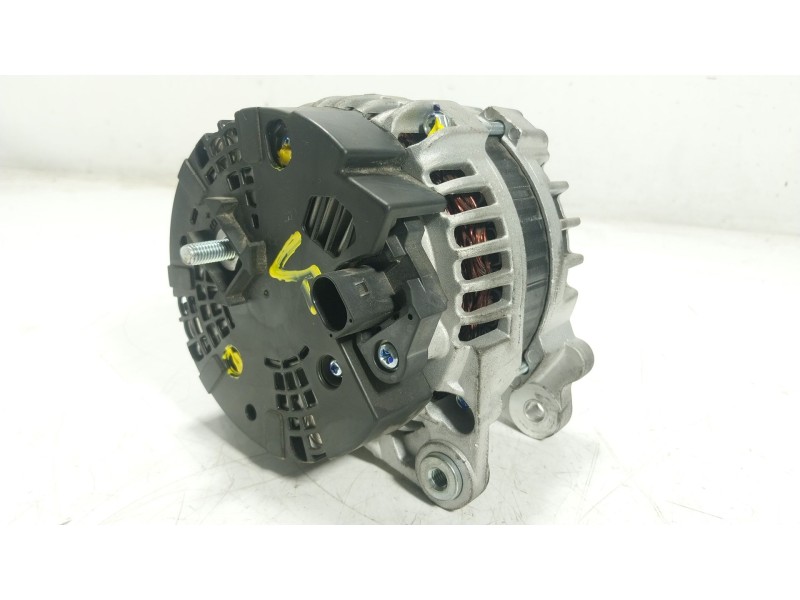 Recambio de alternador para audi a5 sportback (8ta) 2.0 tdi referencia OEM IAM 03L903017E  