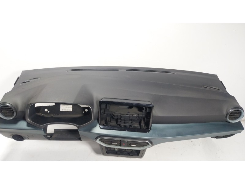 Recambio de salpicadero para seat arona (kj7, kjp) 1.0 tsi referencia OEM IAM  6F0880204F 