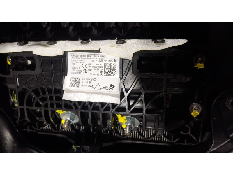 Recambio de salpicadero para seat arona (kj7, kjp) 1.0 tsi referencia OEM IAM  6F0880204F 