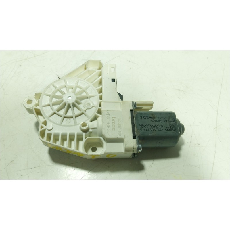 Recambio de motor elevalunas trasero derecho para porsche cayenne (92a) 4.8 turbo referencia OEM IAM  8K0959811A 