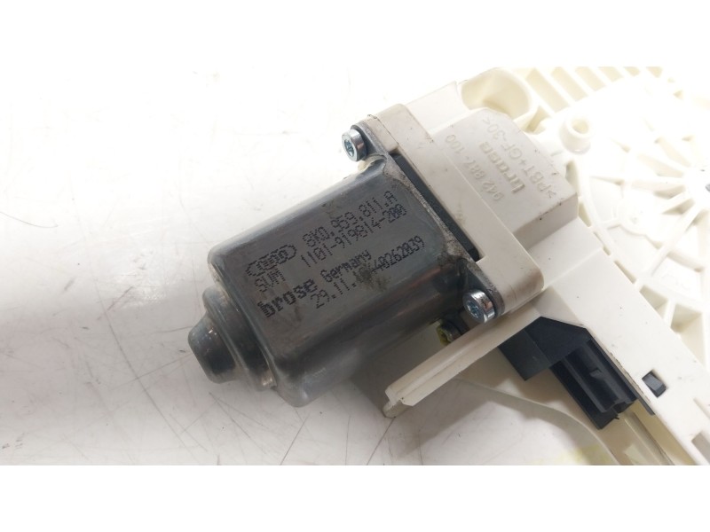 Recambio de motor elevalunas trasero derecho para porsche cayenne (92a) 4.8 turbo referencia OEM IAM  8K0959811A 