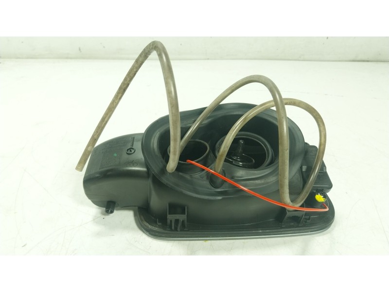 Recambio de tapa combustible para audi a6 c7 (4g2, 4gc) 2.0 tdi referencia OEM IAM 4G0809907 4G0809906 