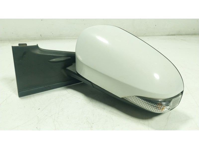 Recambio de espejo izquierdo para toyota yaris (_p13_) 1.5 hybrid (nhp130_) referencia OEM IAM 879400DB30  