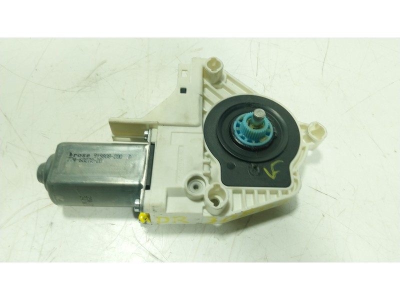 Recambio de motor elevalunas delantero izquierdo para porsche cayenne (92a) 4.8 turbo referencia OEM IAM  8K0959801B 