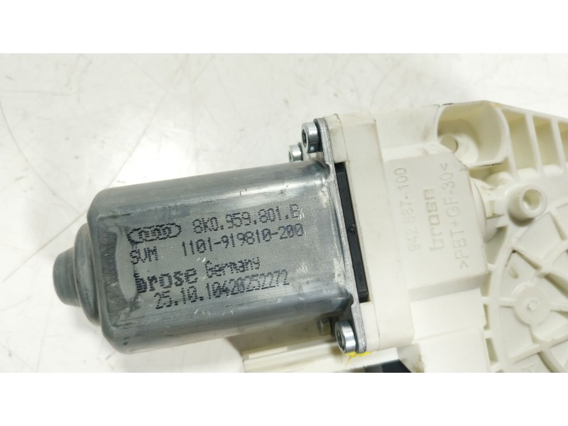 Recambio de motor elevalunas delantero izquierdo para porsche cayenne (92a) 4.8 turbo referencia OEM IAM  8K0959801B 